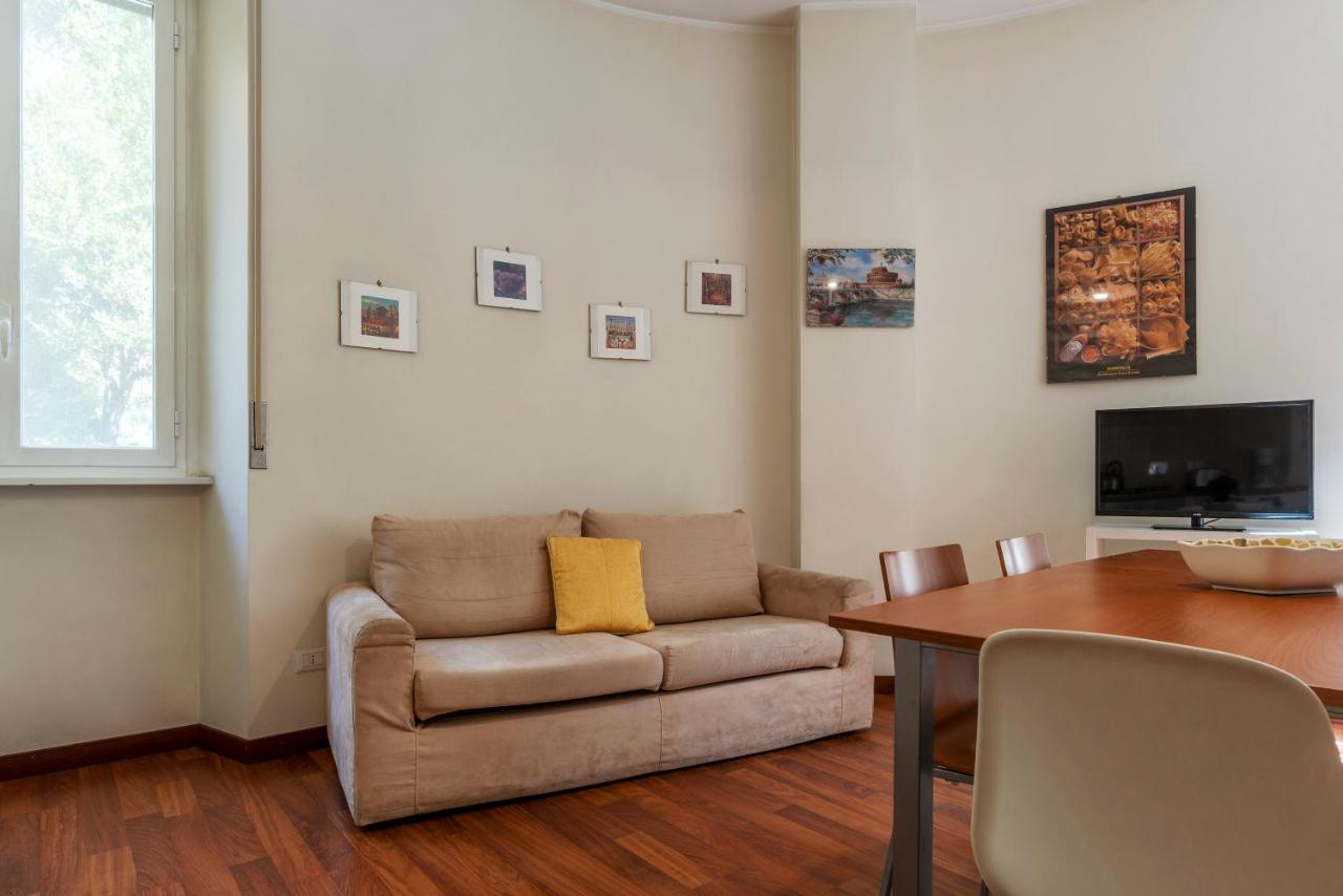 Piazza Re di Roma Apartment Esterno foto