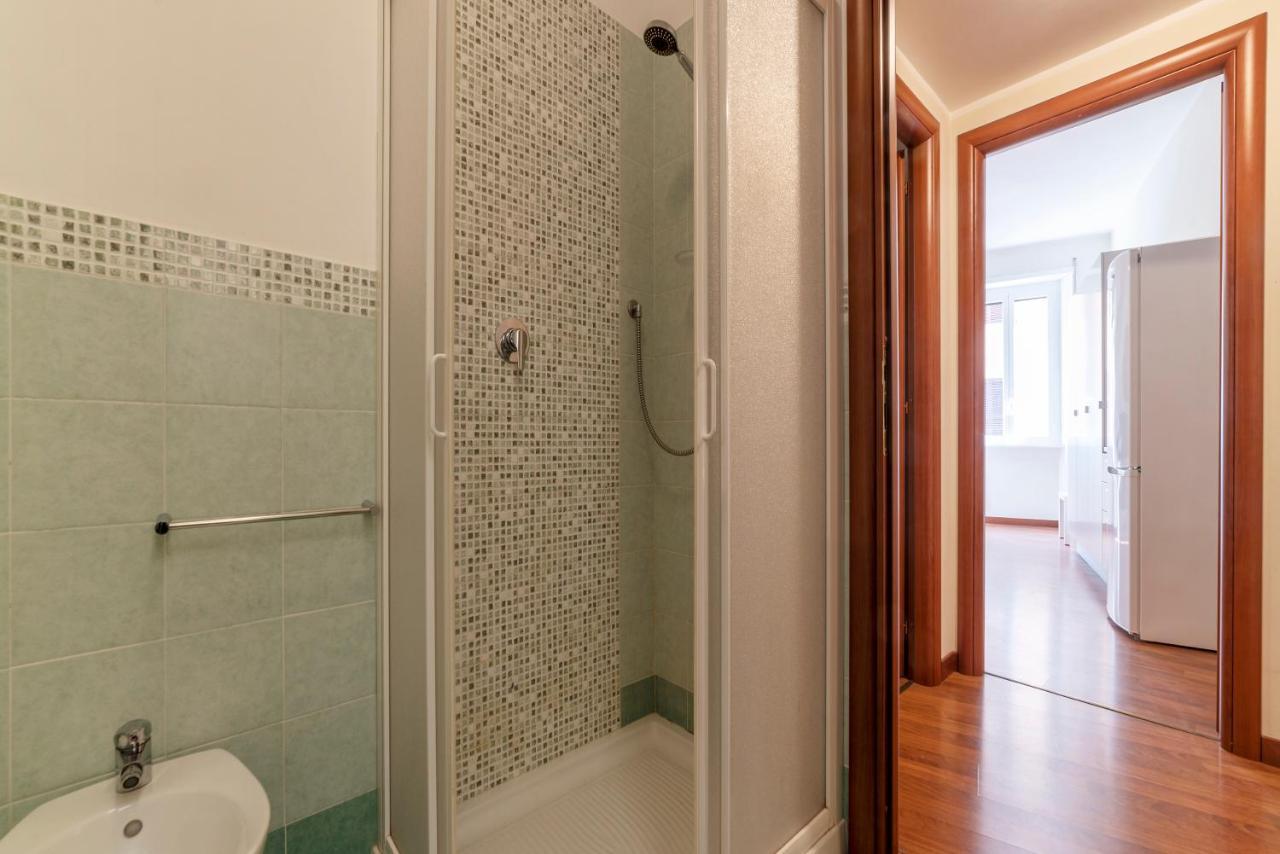 Piazza Re di Roma Apartment Esterno foto